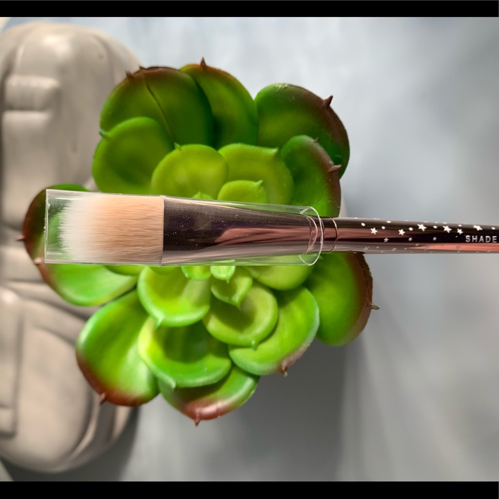 New BareMinerals eye brush